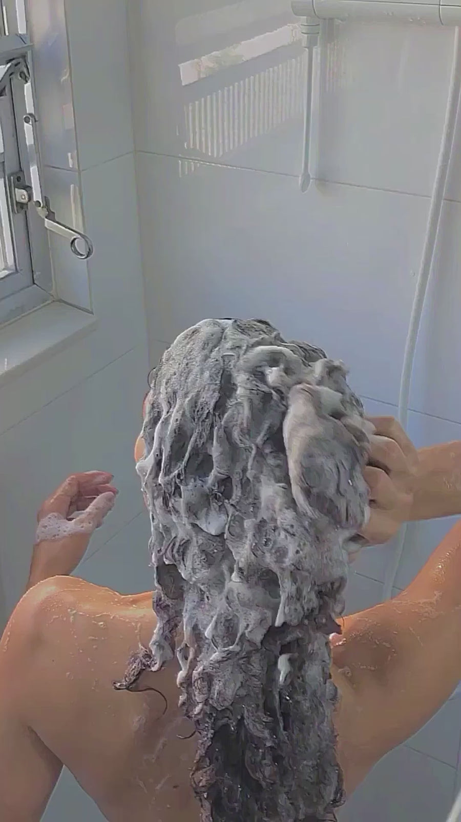 Shampoo Sóllido Todos os Tipos de Cabelo 80g