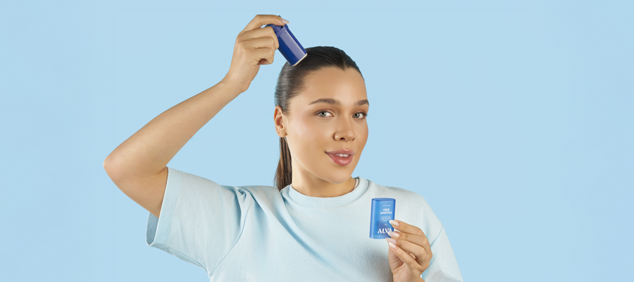 Frizz no Cabelo: Por que Acontece e Como Controlar de Forma Natural